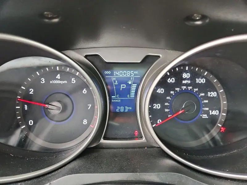2013 HYUNDAI VELOSTER BASE  
