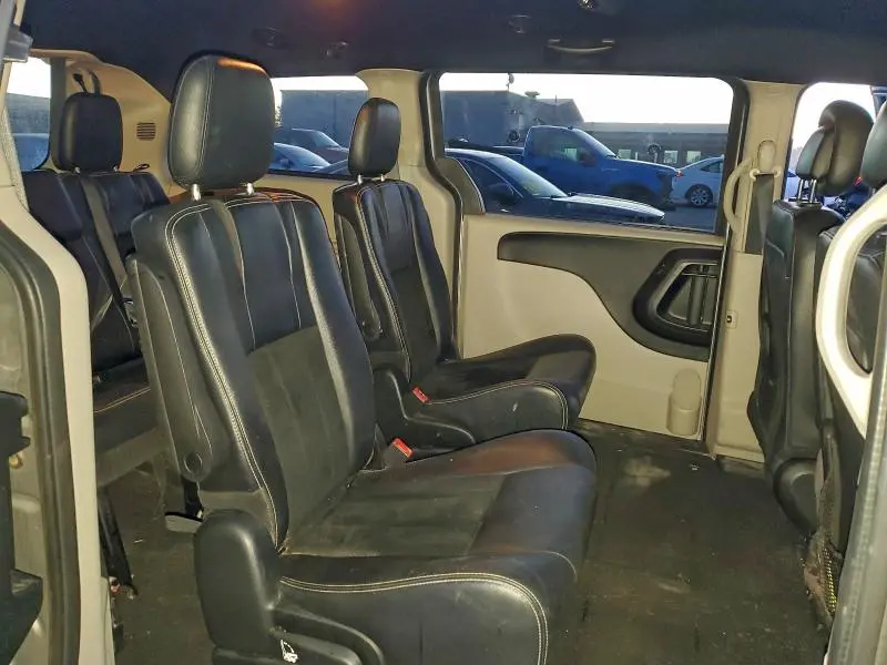 2018 DODGE GRAND CARAVAN SXT  