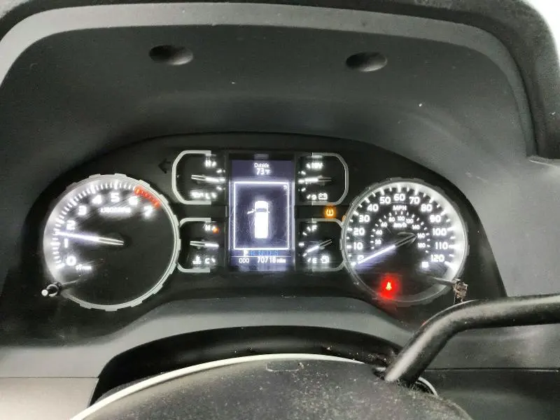 2020 TOYOTA TUNDRA SR5  