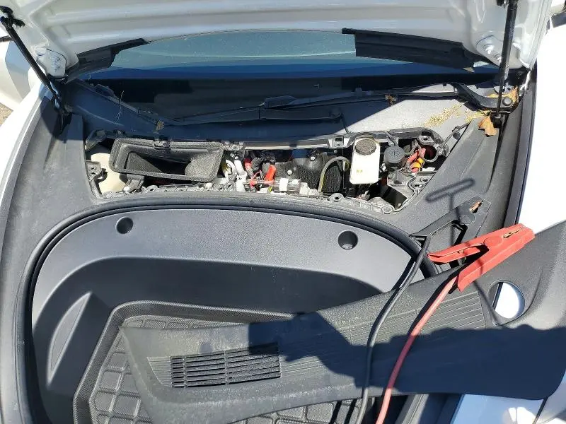 2023 TESLA 3   