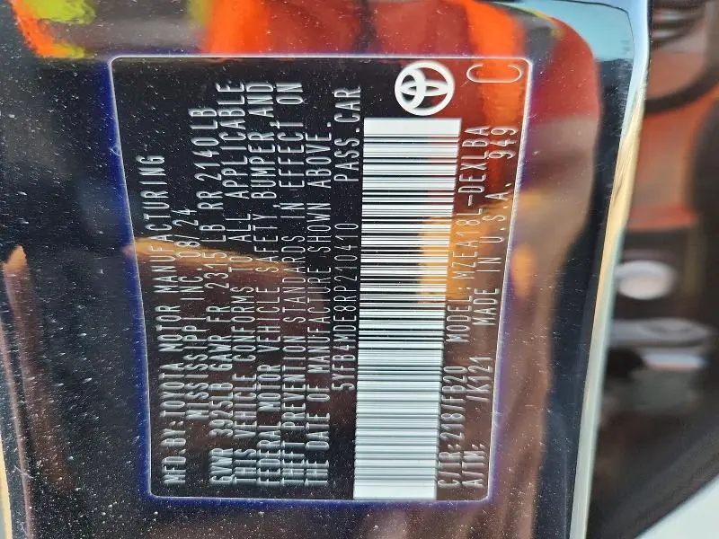 2024 TOYOTA COROLLA LE  