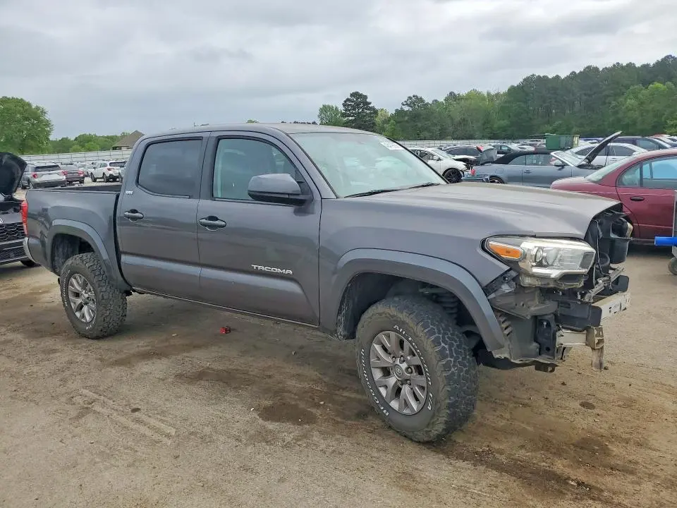 2017 TOYOTA TACOMA SR5 V6  