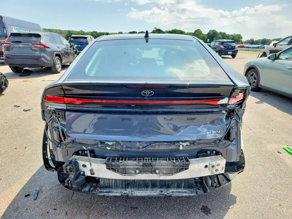 2024 TOYOTA PRIUS LE  