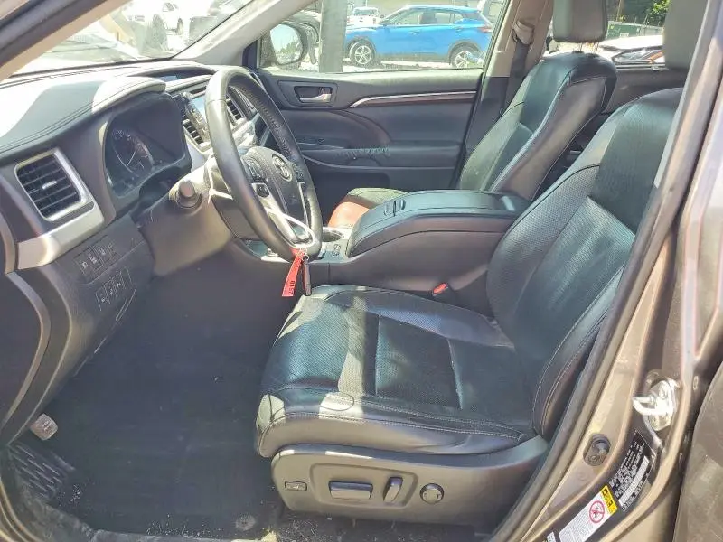 2015 TOYOTA HIGHLANDER LIMITED PLATINUM  