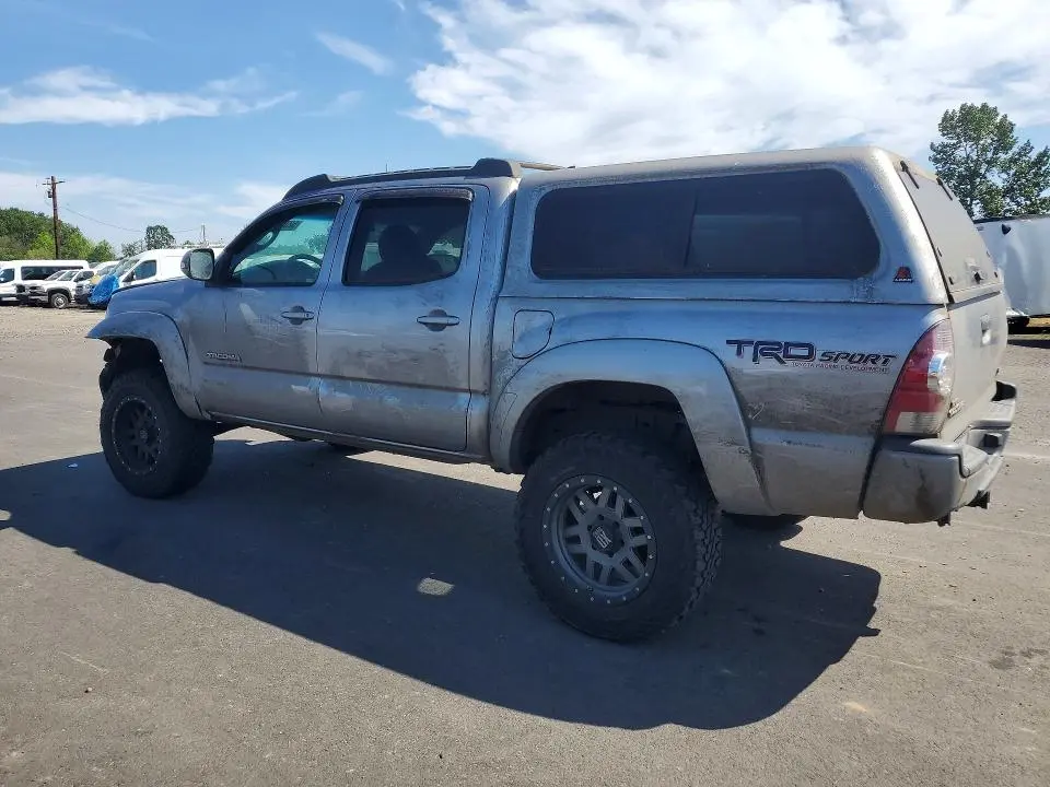 2015 TOYOTA TACOMA V6  
