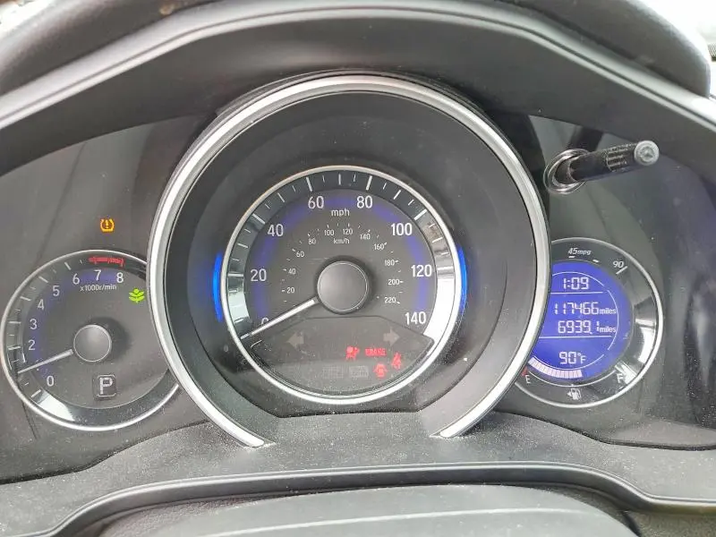 2015 HONDA FIT LX  