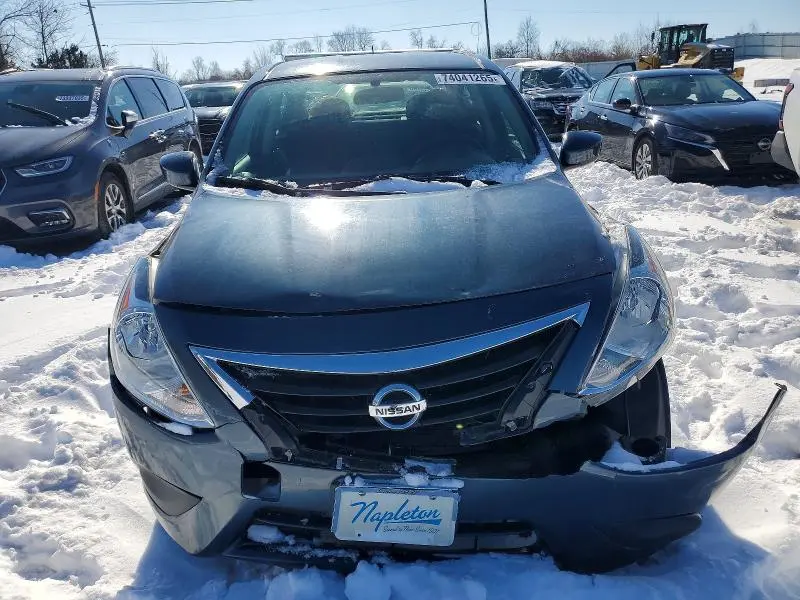 2016 NISSAN VERSA S  