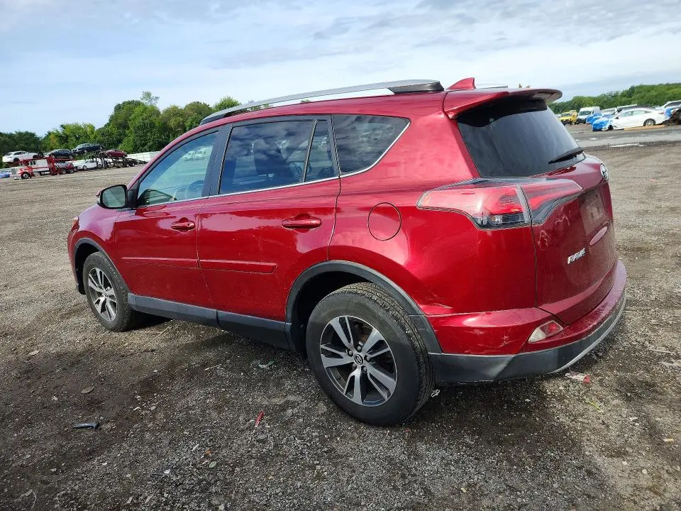 2018 TOYOTA RAV4 XLE  