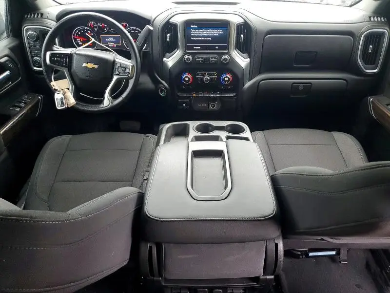 2020 CHEVROLET SILVERADO K1500 LT  