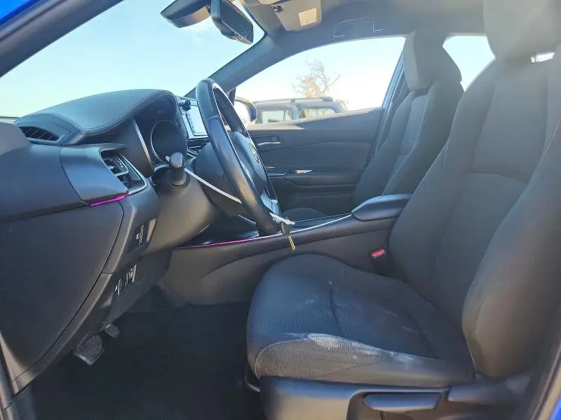2018 TOYOTA C-HR XLE  