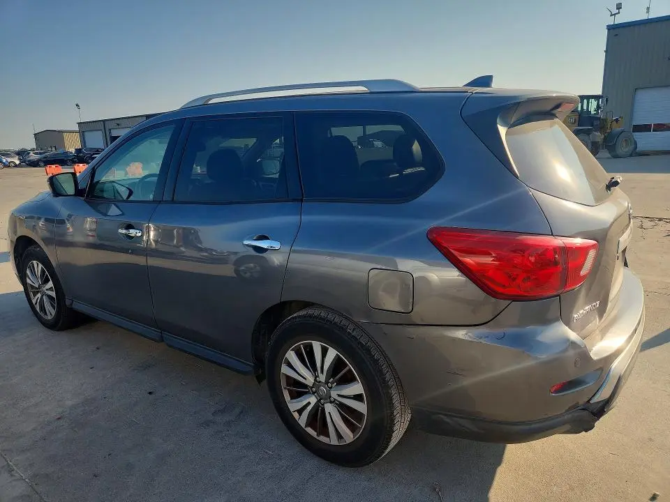 2019 NISSAN PATHFINDER SL  