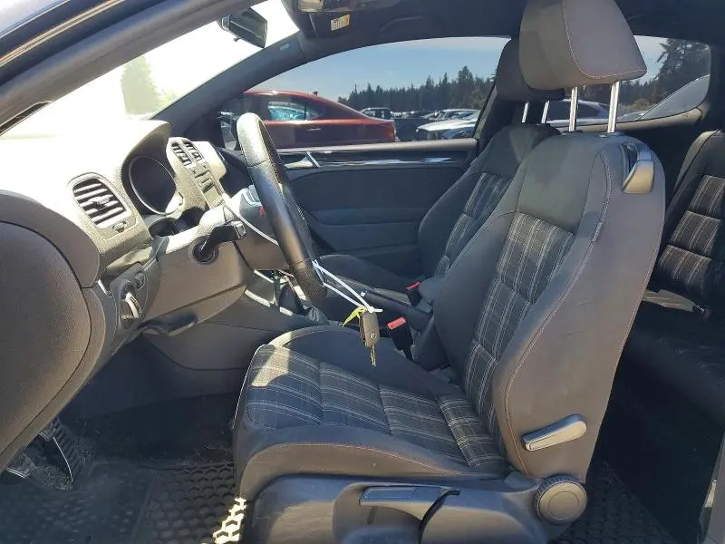2013 VOLKSWAGEN GTI   