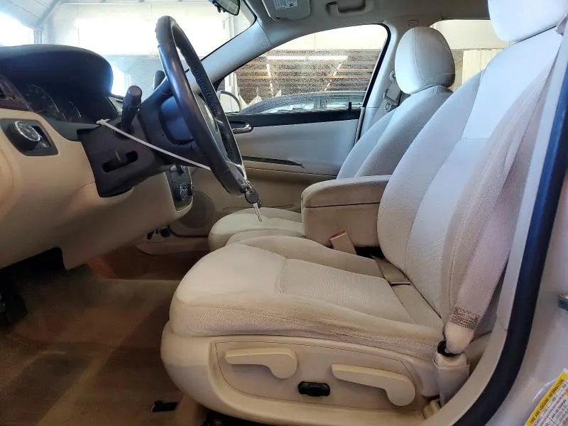 2010 CHEVROLET IMPALA LT  