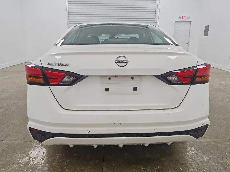 2024 NISSAN ALTIMA S  