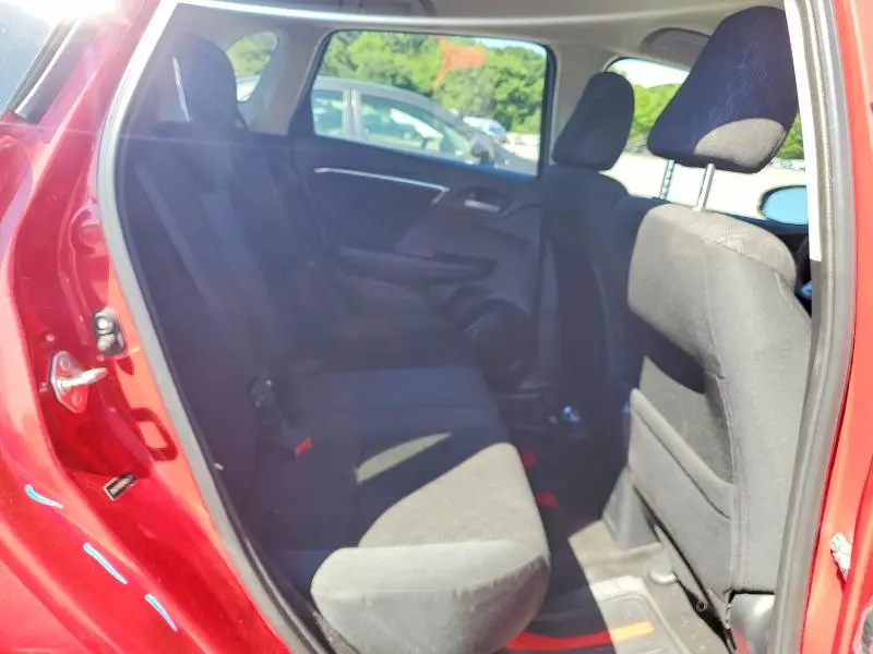 2015 HONDA FIT LX  