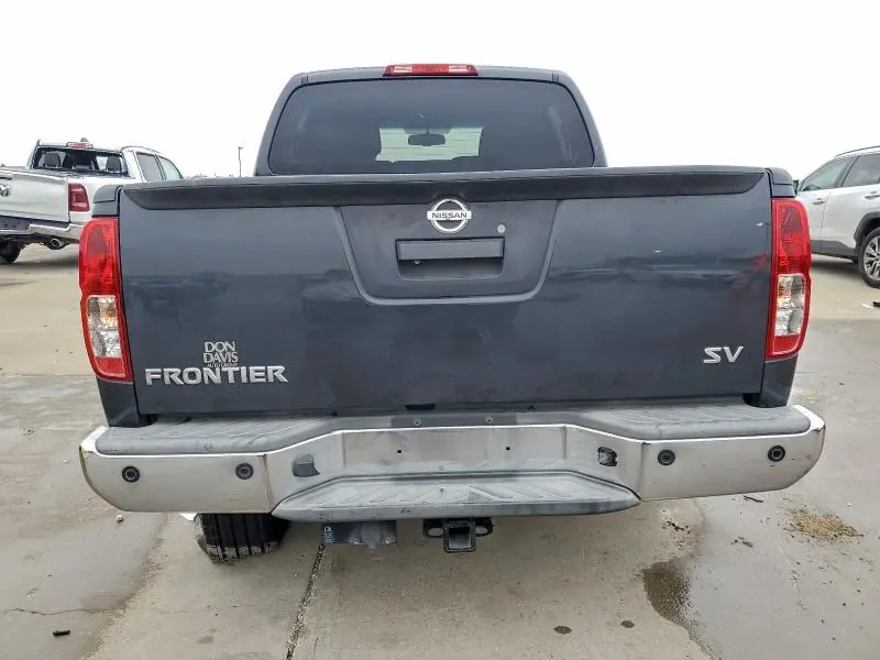 2013 NISSAN FRONTIER S  