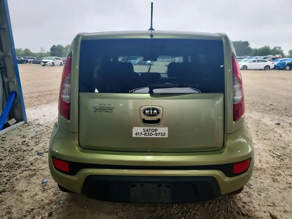 2013 KIA SOUL +  