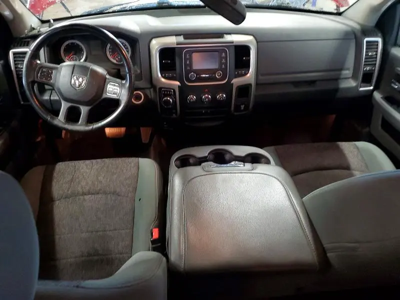 2014 RAM 1500 SLT  