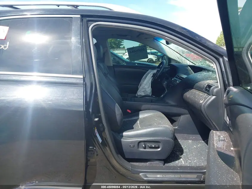 2013 LEXUS RX 450H  