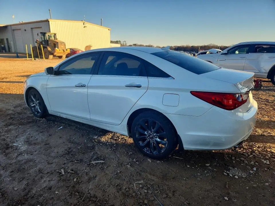 2011 HYUNDAI SONATA SE  