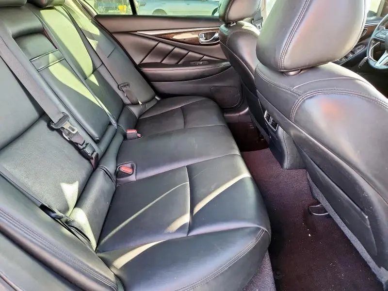 2018 INFINITI Q50 LUXE  