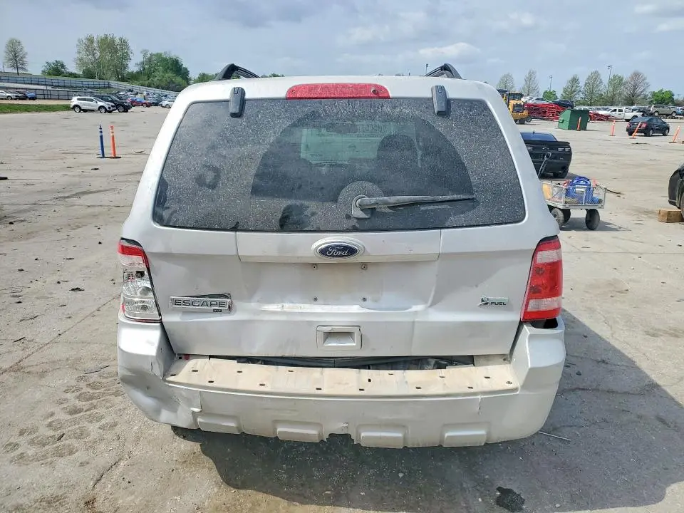 2011 FORD ESCAPE XLT  