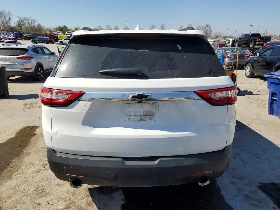 2020 CHEVROLET TRAVERSE LT  