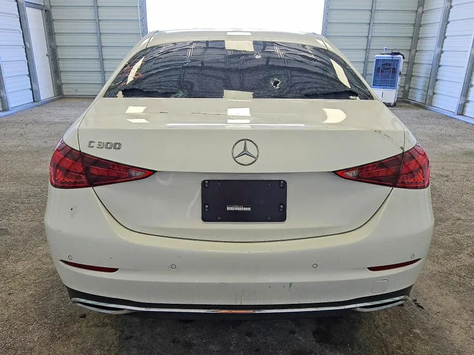 2024 MERCEDES-BENZ C 300  