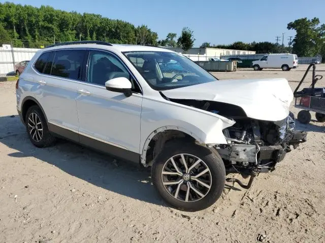 2021 VOLKSWAGEN TIGUAN SE  