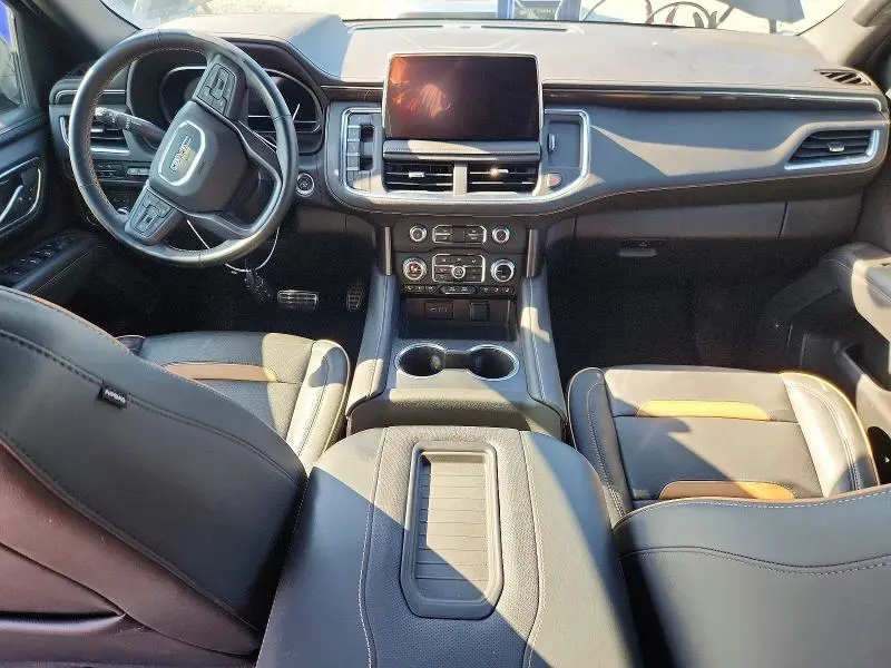 2023 GMC YUKON XL K1500 AT4  