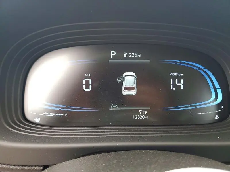 2025 HYUNDAI VENUE SE  