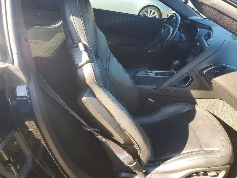 2015 CHEVROLET CORVETTE STINGRAY 2LT  