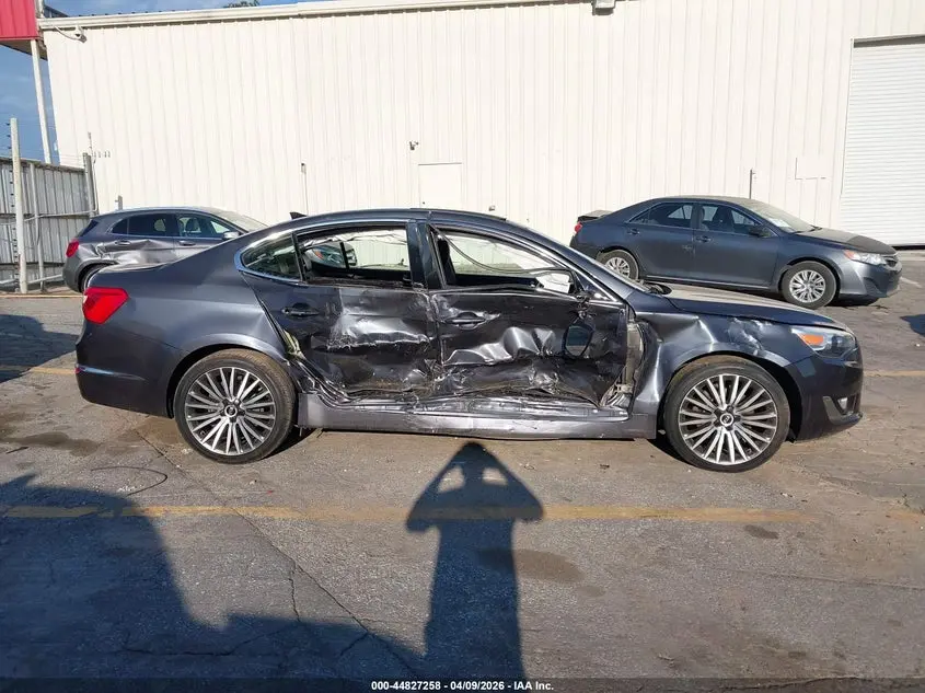 2015 KIA CADENZA PREMIUM