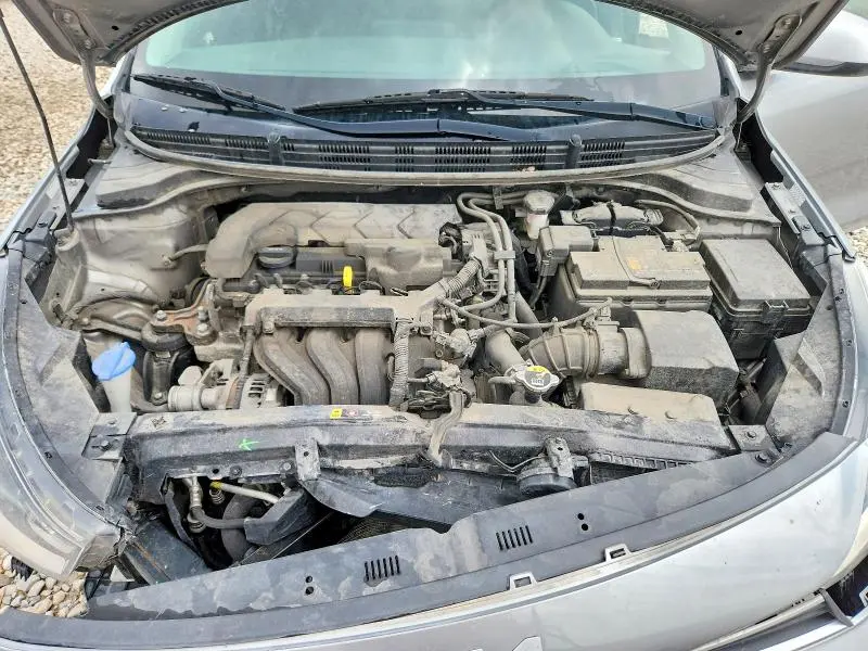 2022 KIA RIO S  
