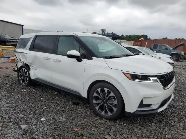 2024 KIA CARNIVAL EX  