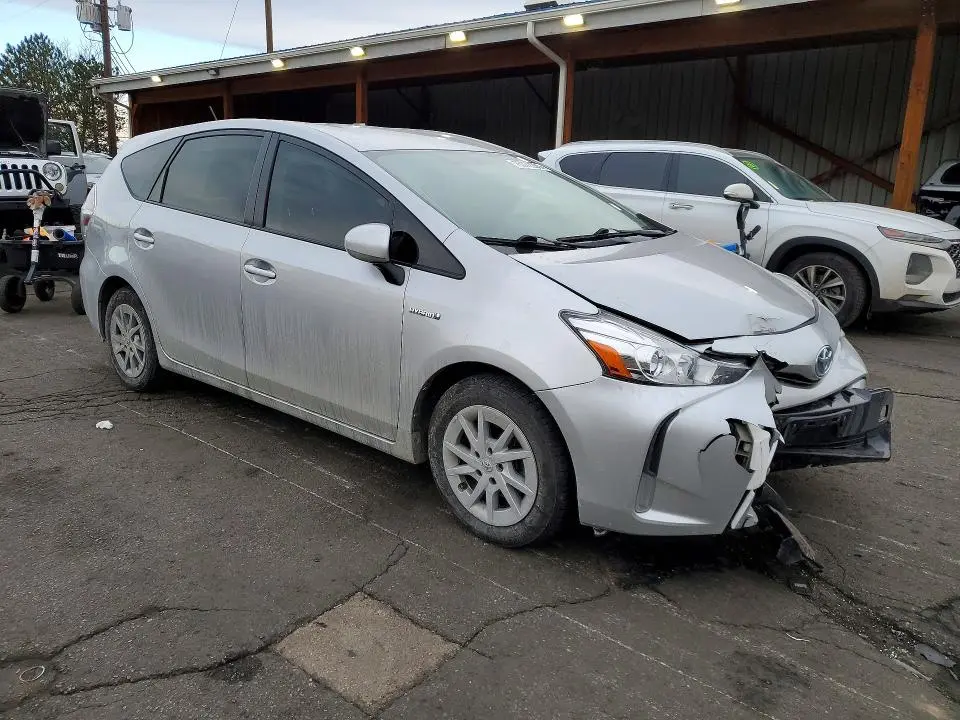 2015 TOYOTA PRIUS V   