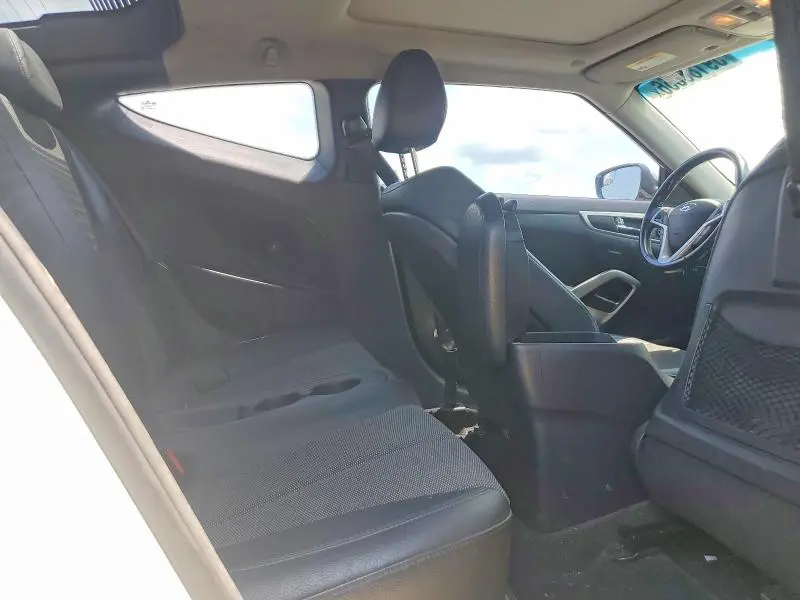 2015 HYUNDAI VELOSTER BASE  
