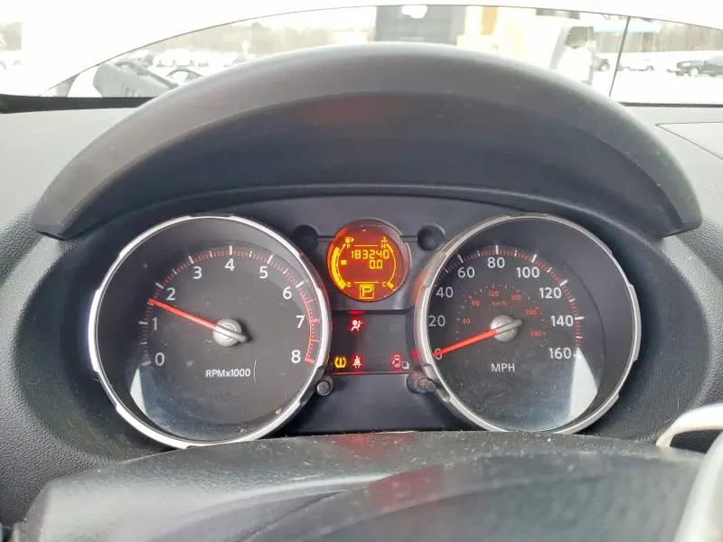 2010 NISSAN ROGUE S  