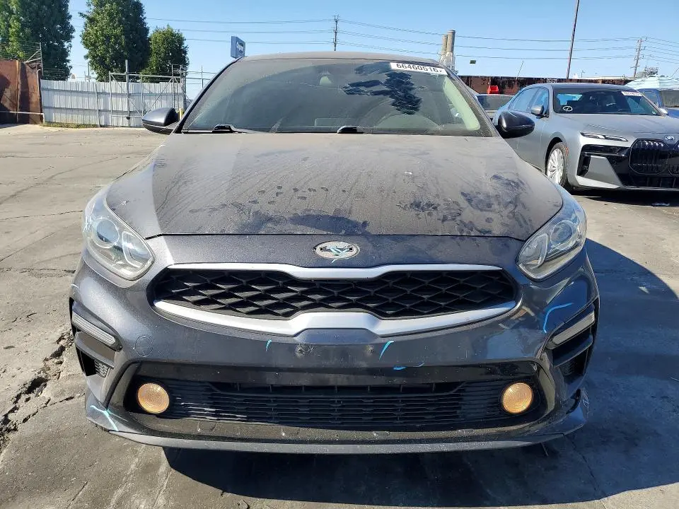 2021 KIA FORTE LXS  