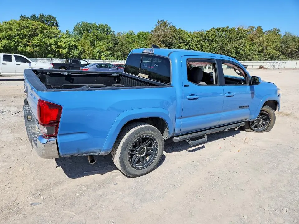 2019 TOYOTA TACOMA SR5 V6  