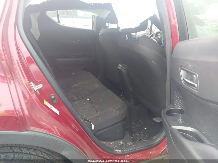 2018 TOYOTA C-HR XLE