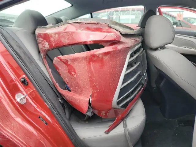 2018 HYUNDAI ELANTRA SEL  