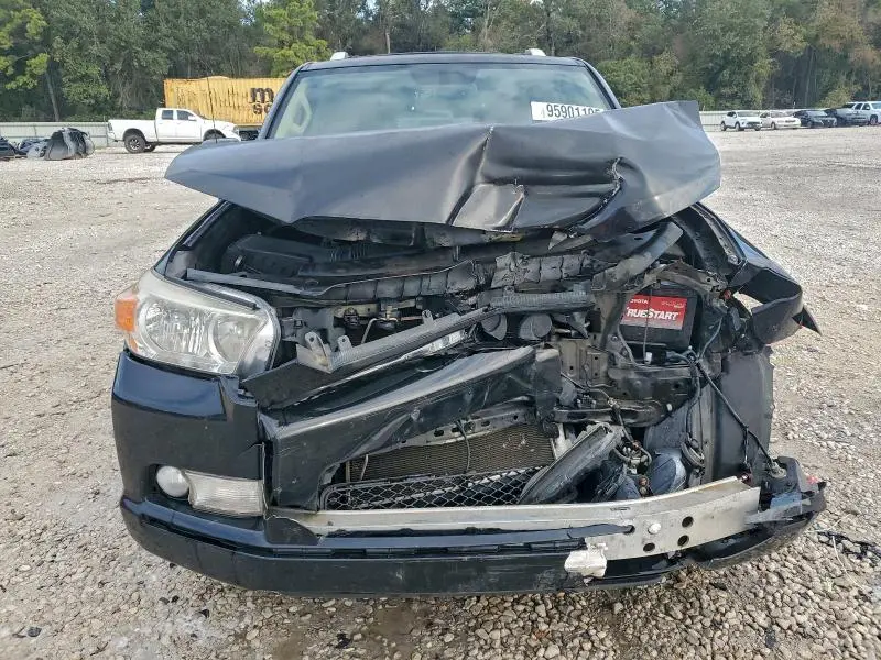 2011 TOYOTA 4RUNNER SR5  