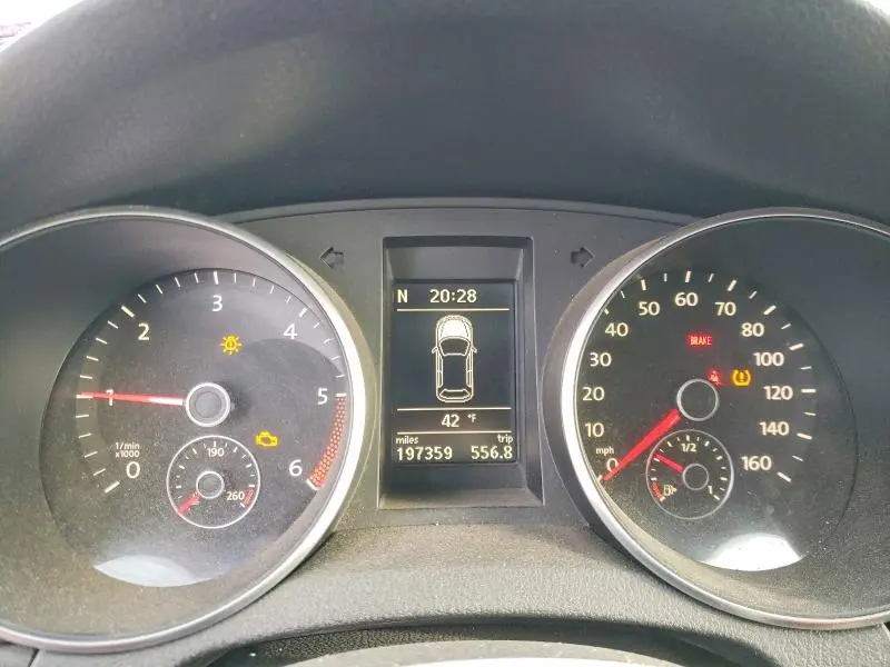 2011 VOLKSWAGEN JETTA TDI  