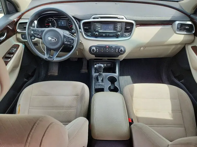 2016 KIA SORENTO LX V6  