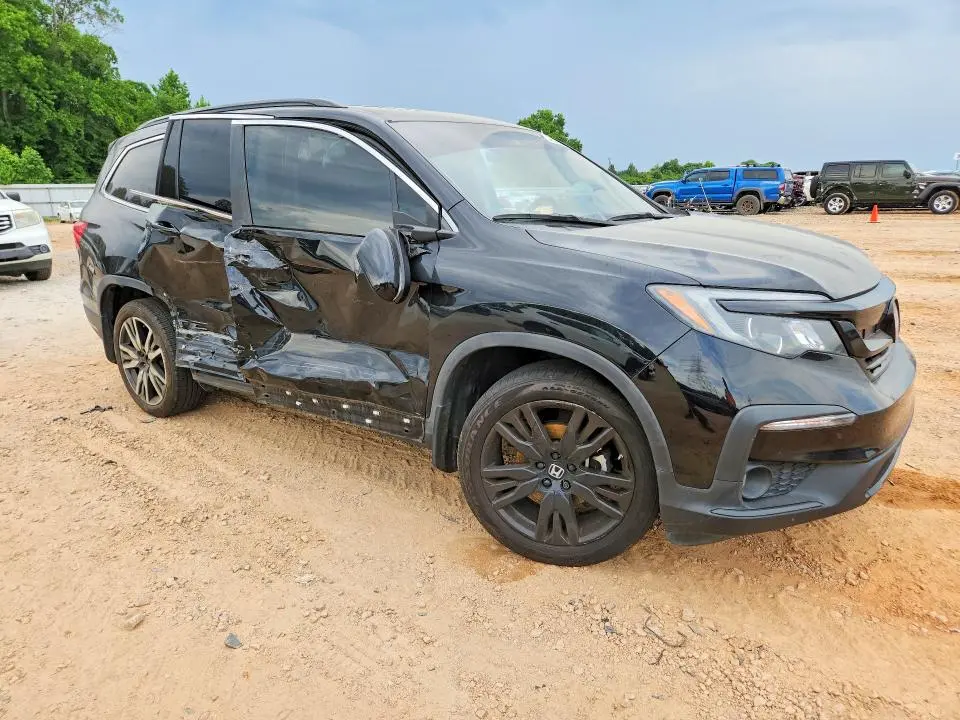 2021 HONDA PILOT SE  