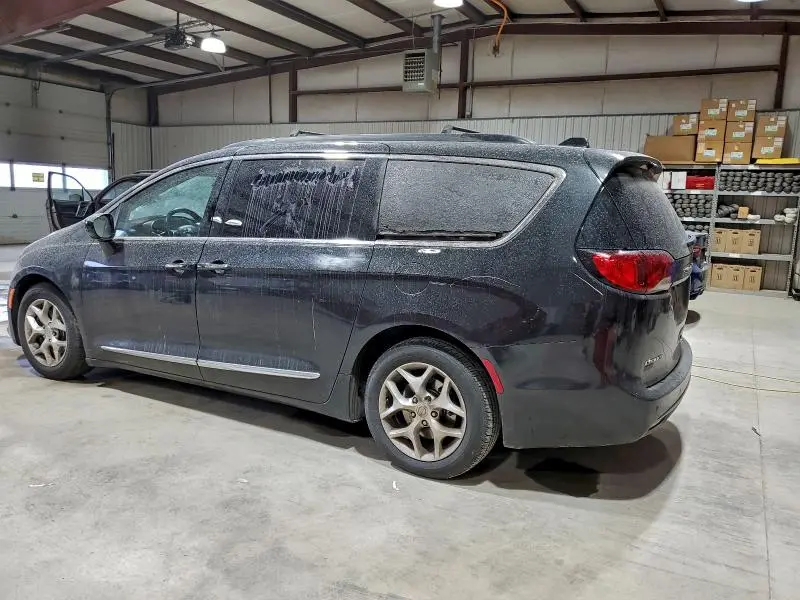 2017 CHRYSLER PACIFICA TOURING L  
