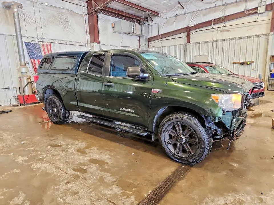 2011 TOYOTA TUNDRA DOUBLE CAB SR5  