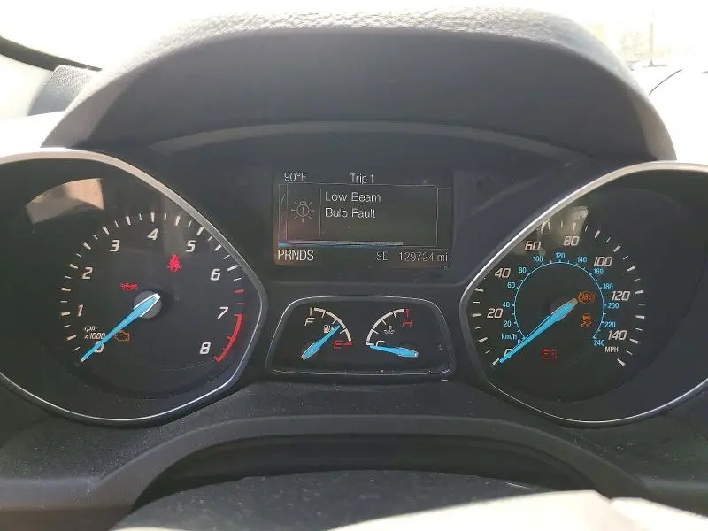2016 FORD ESCAPE SE  