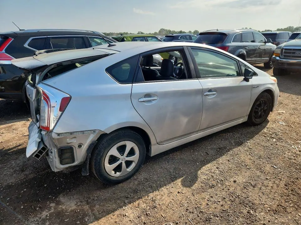 2014 TOYOTA PRIUS FOUR  